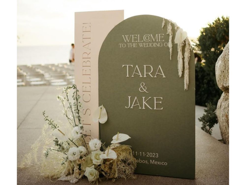 Bespoke wedding welcome signage